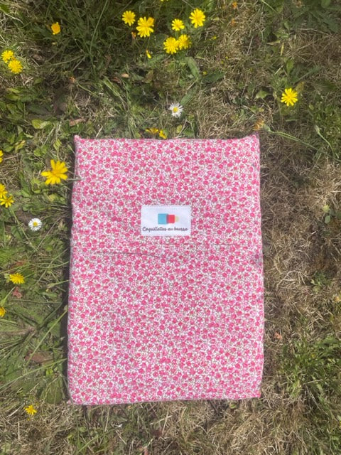 Sac de couchage petites fleurs roses